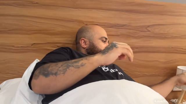 Lanet Kel Porno – Özel hemşire Fadime